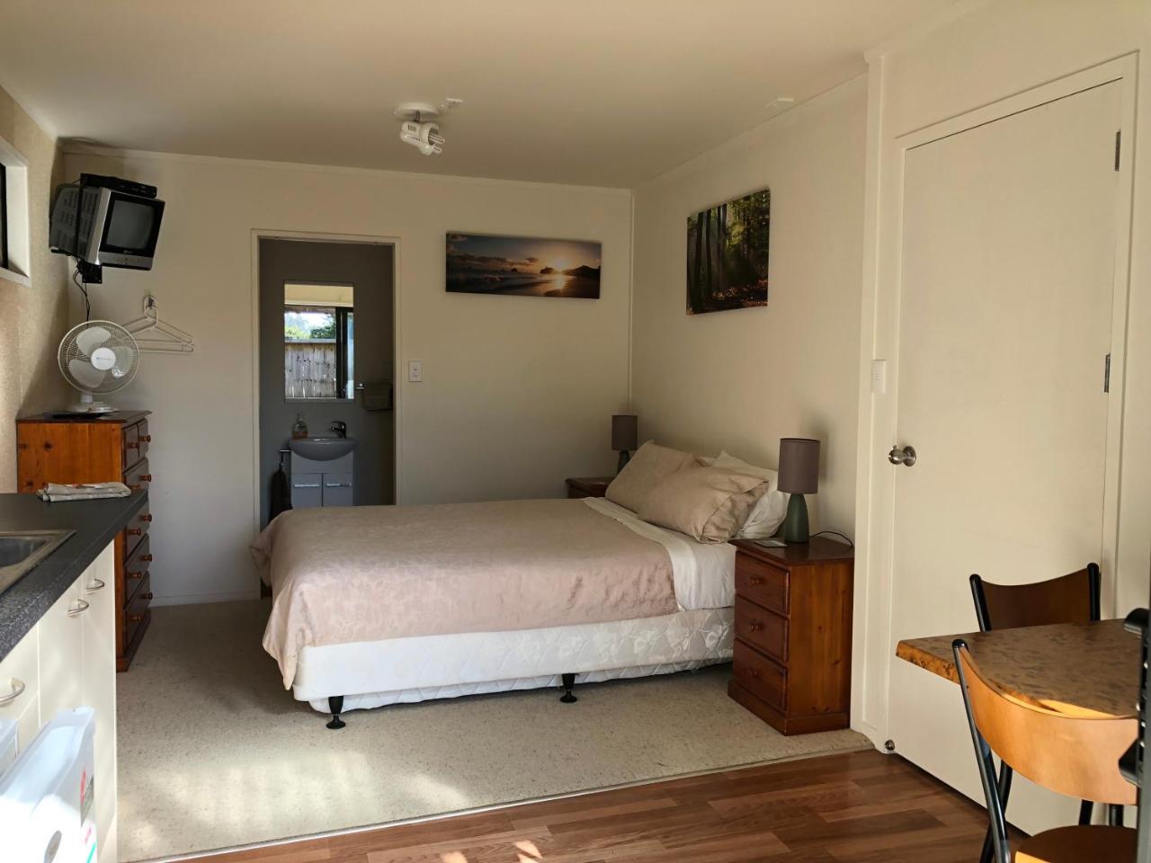 Hahei Retreat Hotel Екстериор снимка
